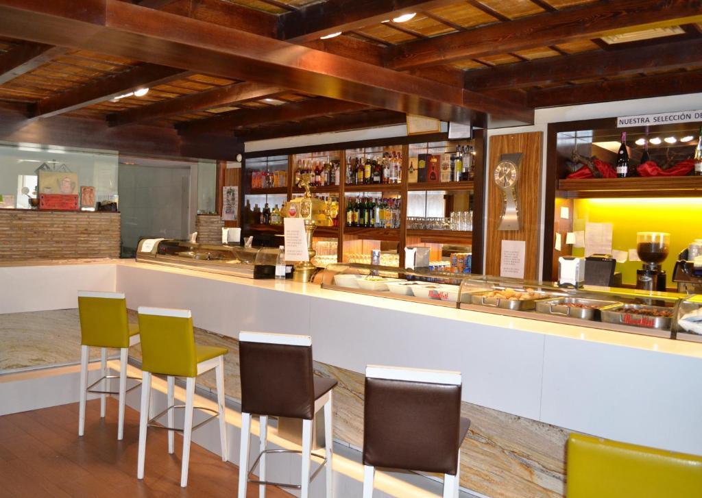 Hostal El Vegano Utiel Exterior foto
